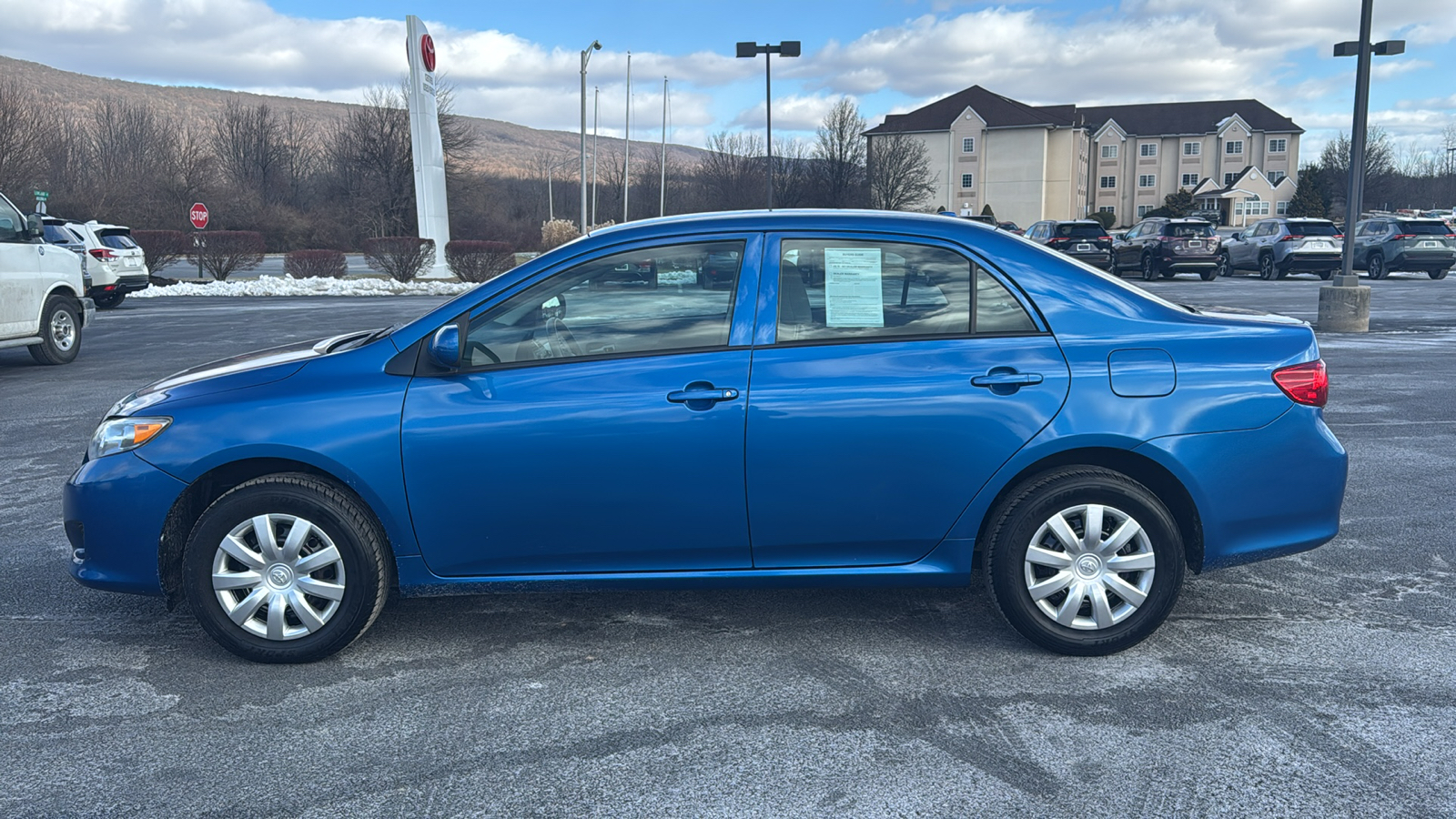 2010 Toyota Corolla LE 11