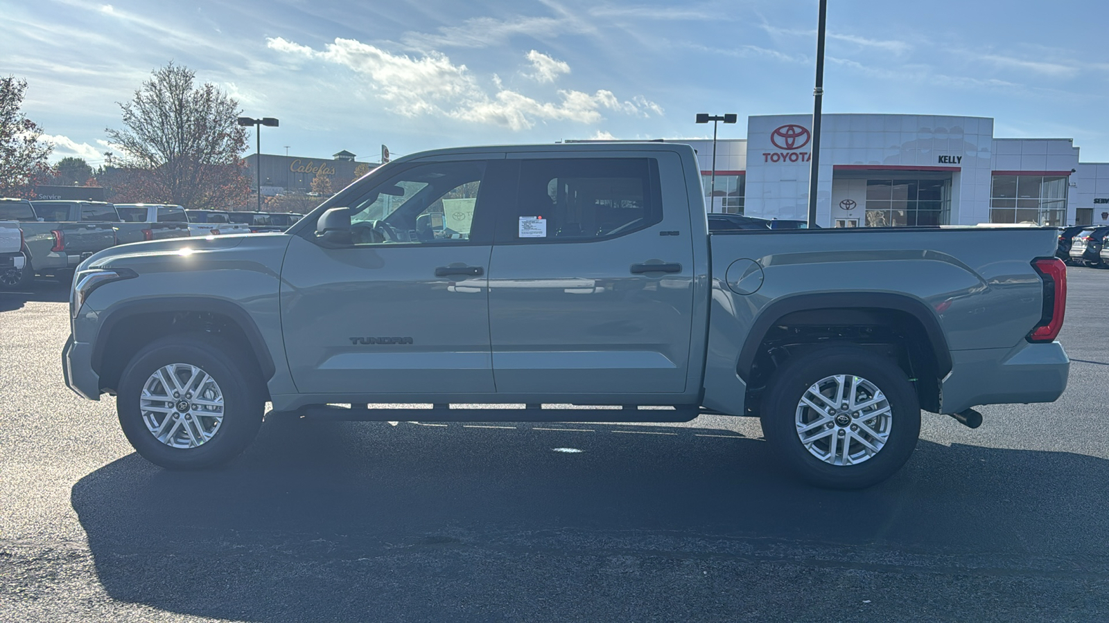 2025 Toyota Tundra SR5 8