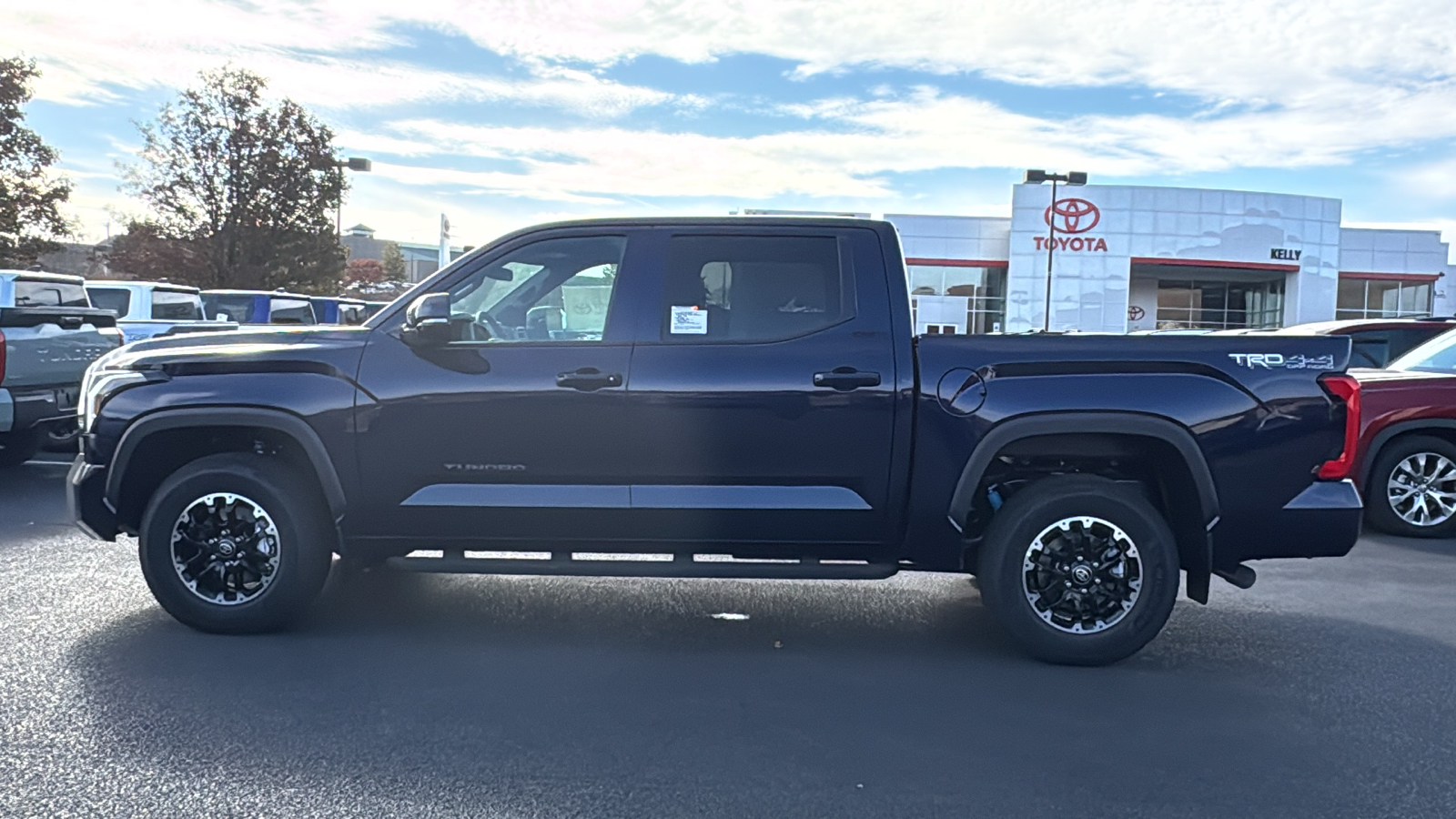 2025 Toyota Tundra SR5 8