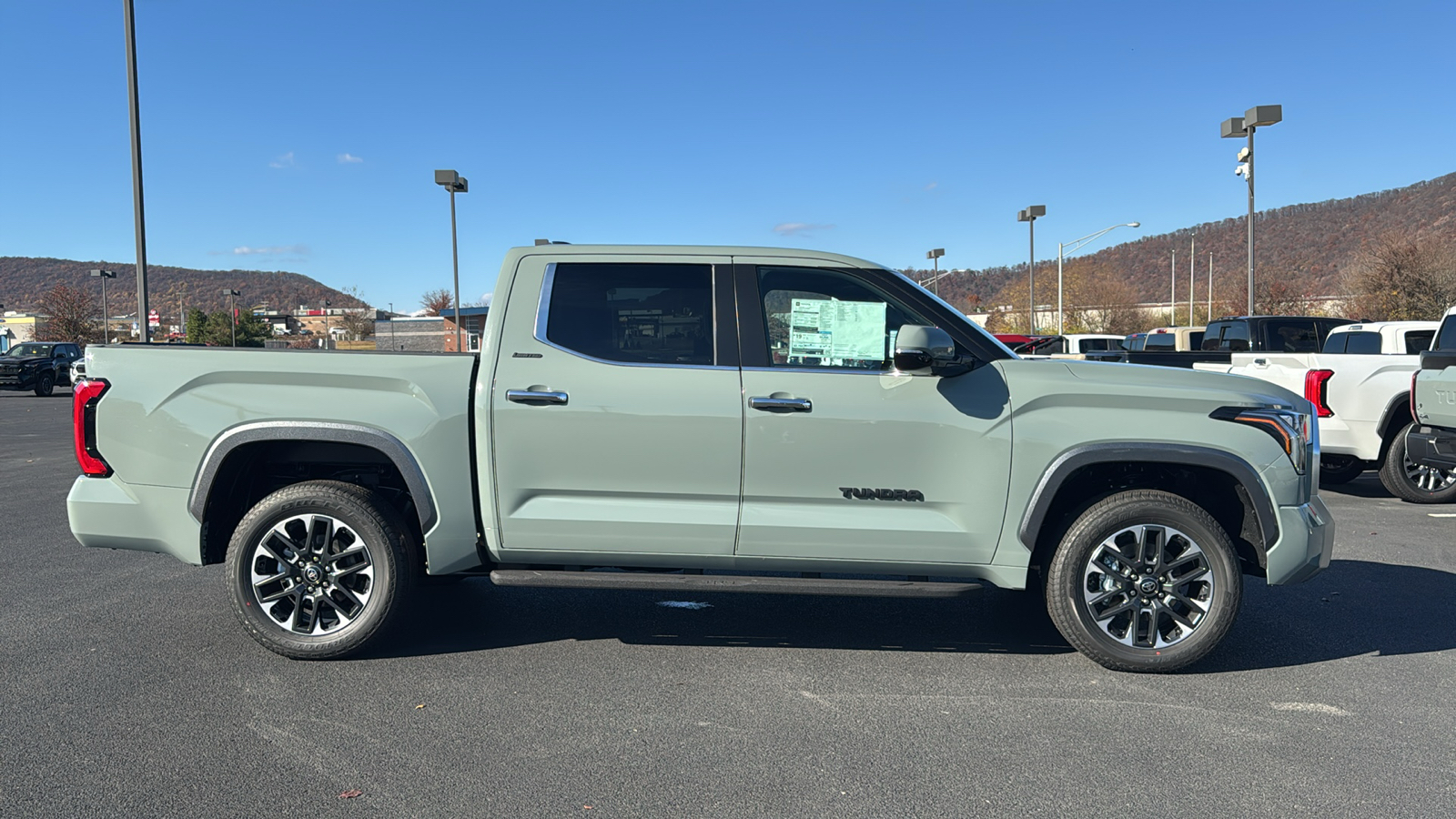 2025 Toyota Tundra Limited 3