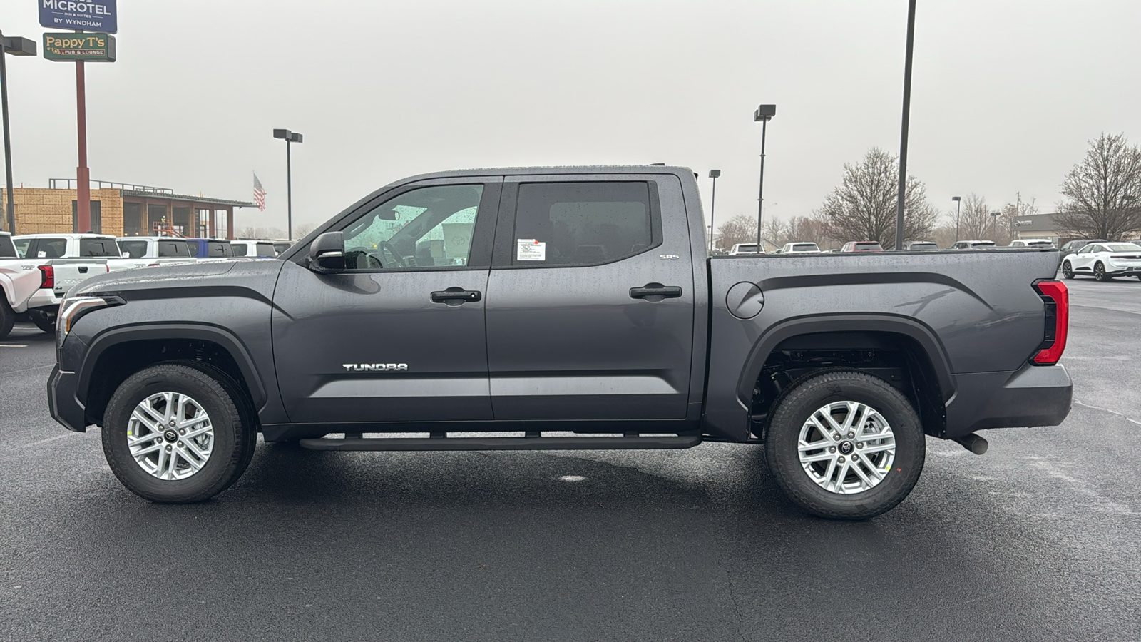 2025 Toyota Tundra SR5 8