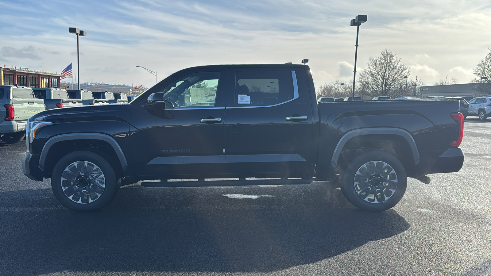 2025 Toyota Tundra Limited 8