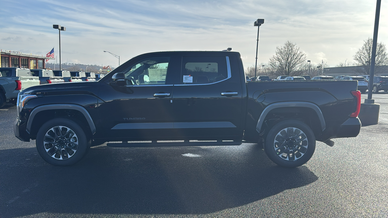 2025 Toyota Tundra Limited 8