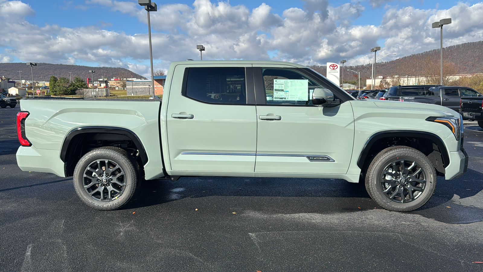 2025 Toyota Tundra Platinum 3