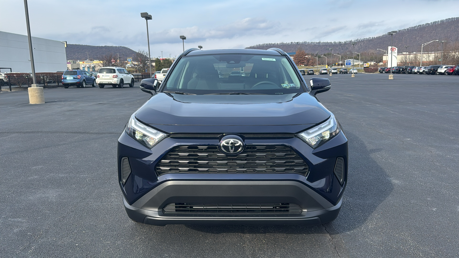 2025 Toyota RAV4 XLE 2