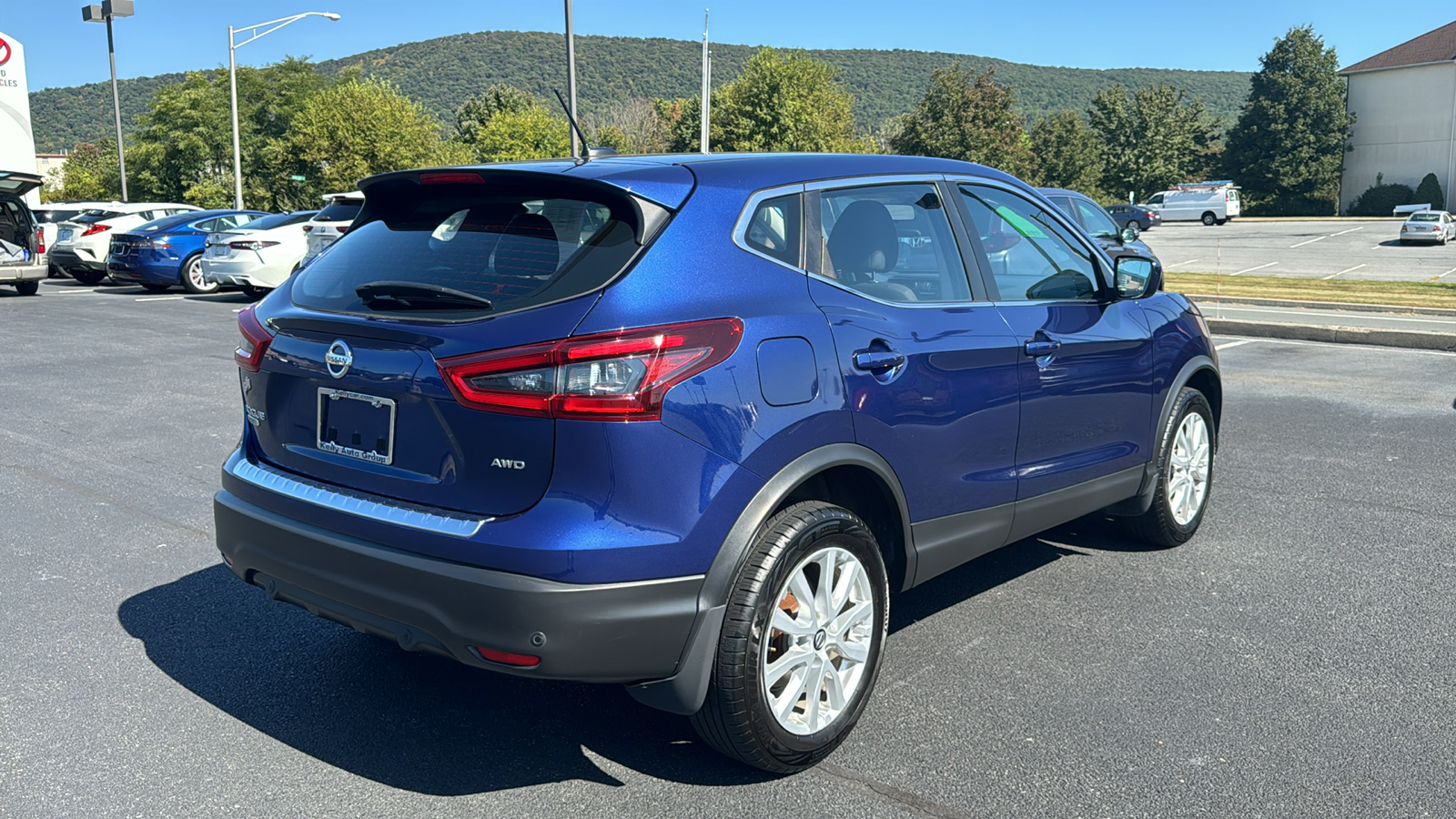 2020 Nissan Rogue Sport S 6