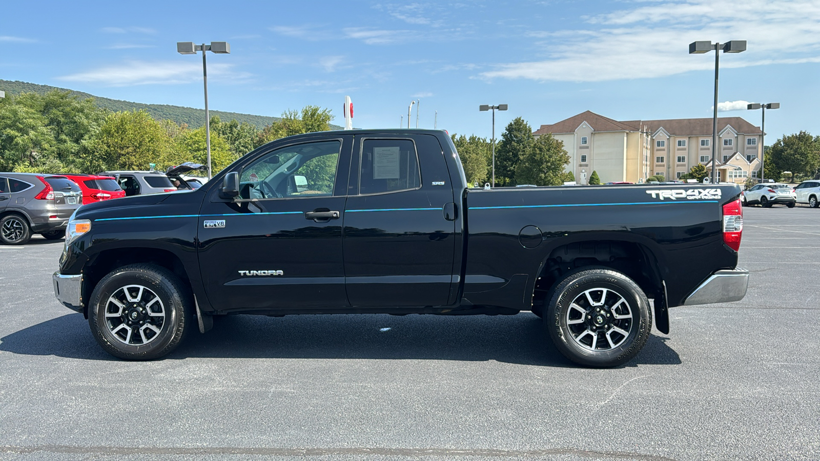 2014 Toyota Tundra SR5 14