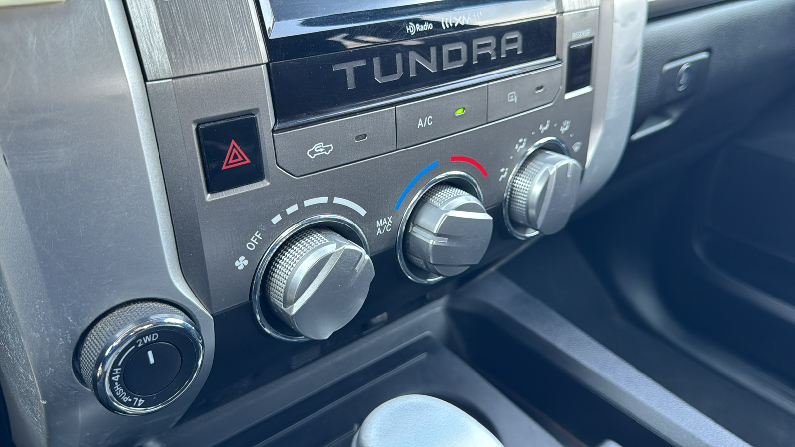 2014 Toyota Tundra SR5 33