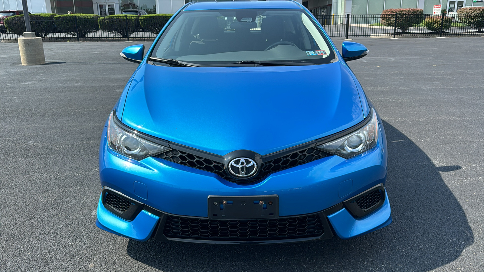 2017 Toyota Corolla iM Base 2