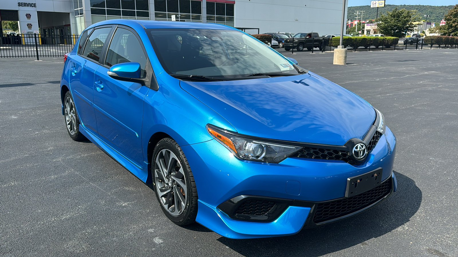 2017 Toyota Corolla iM Base 3