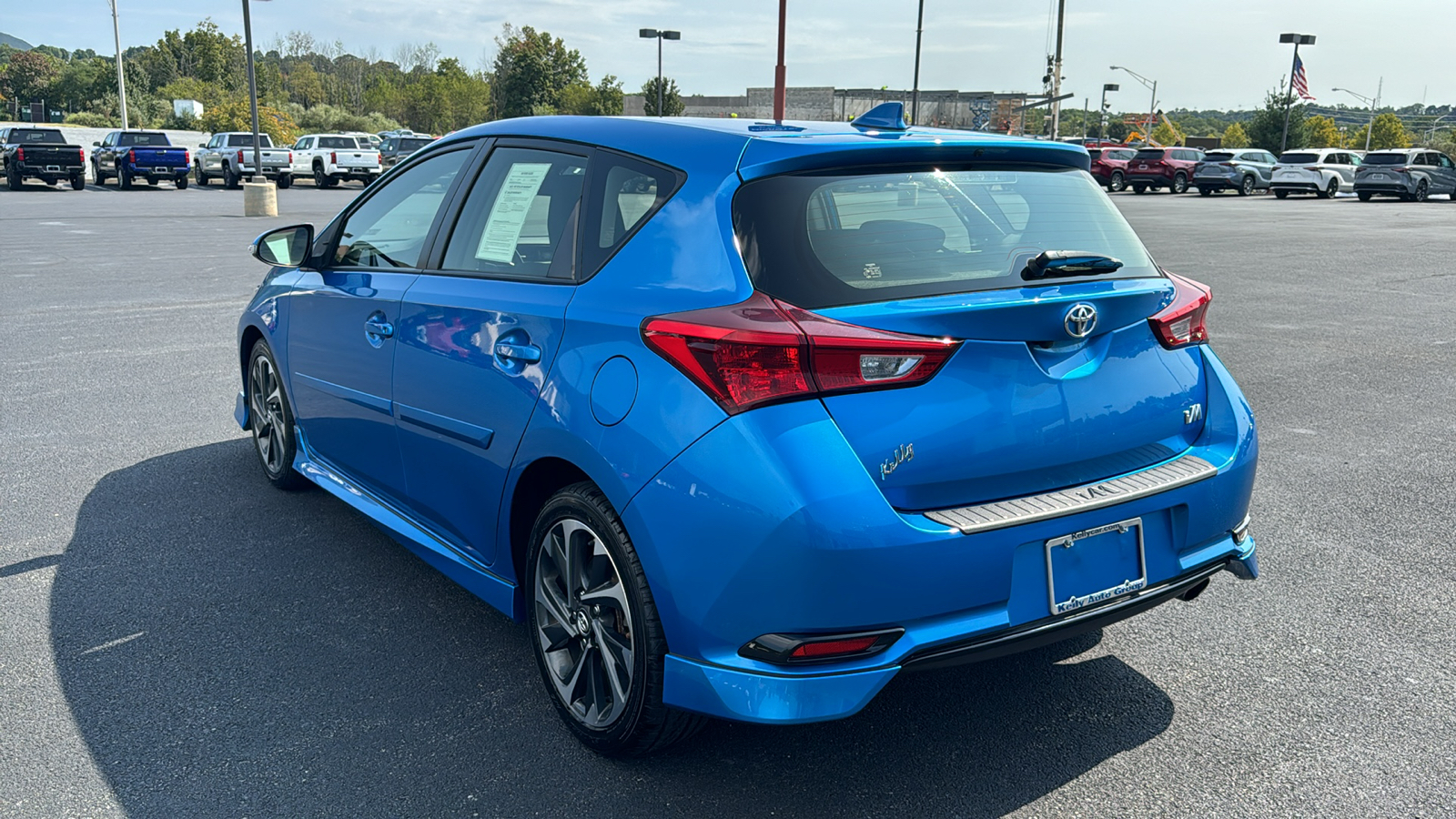 2017 Toyota Corolla iM Base 11