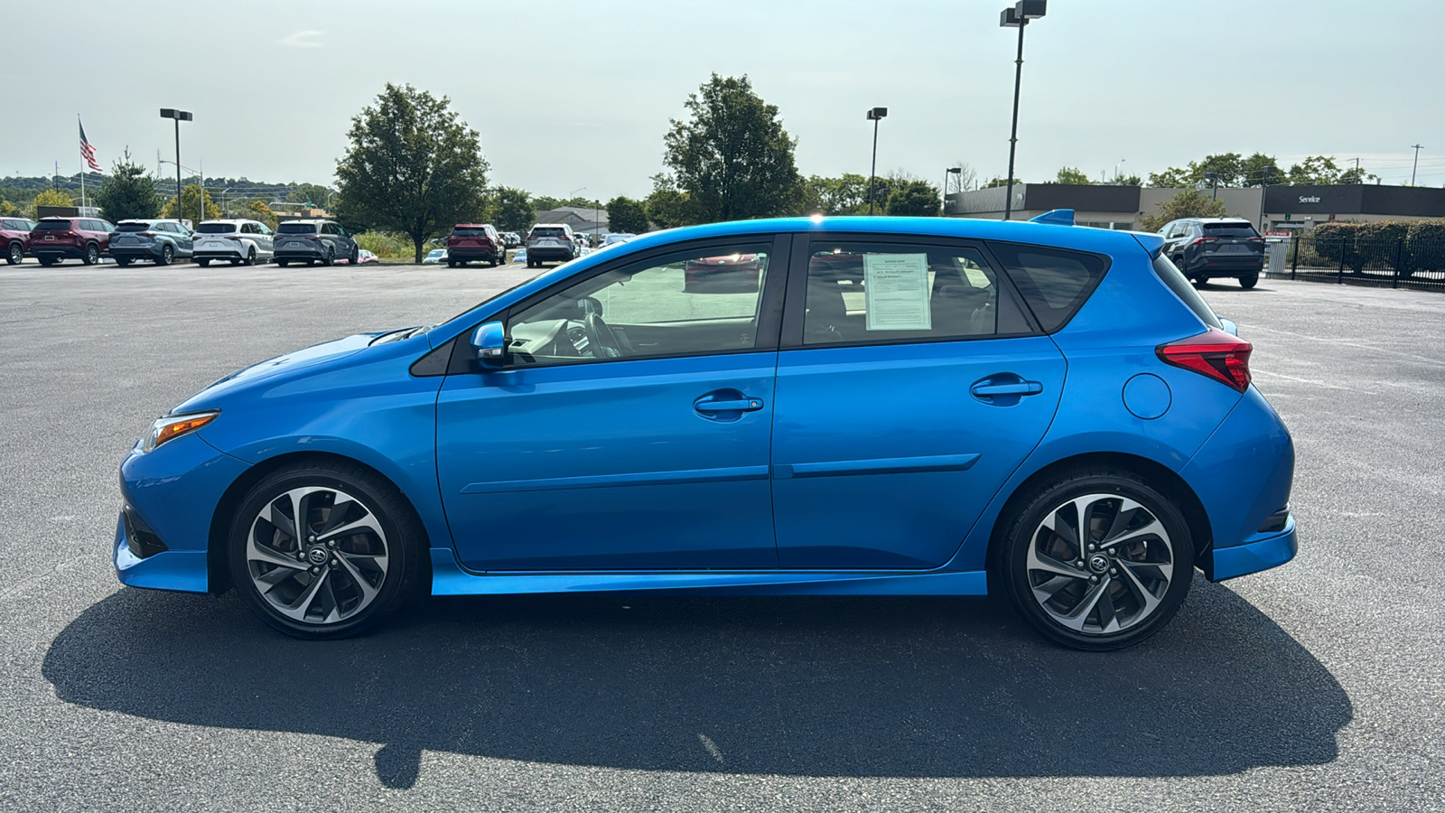 2017 Toyota Corolla iM Base 12