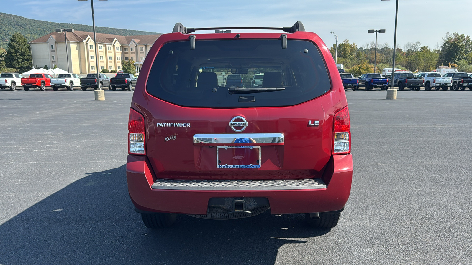 2008 Nissan Pathfinder LE 8