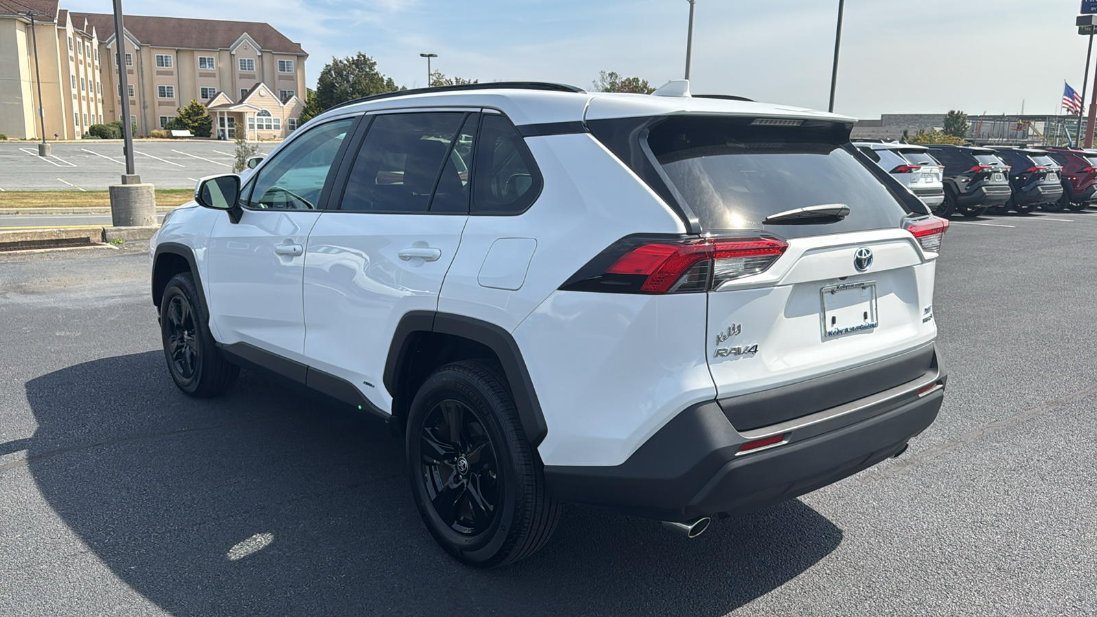 2024 Toyota RAV4 Hybrid XLE 13