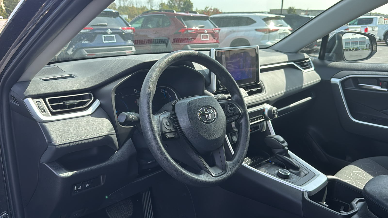 2024 Toyota RAV4 Hybrid XLE 22