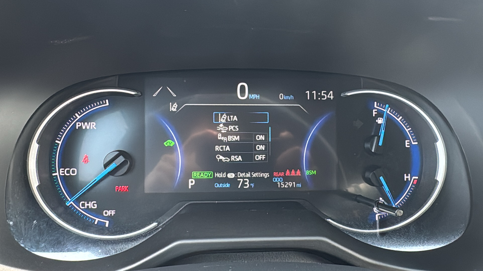 2024 Toyota RAV4 Hybrid XLE 23