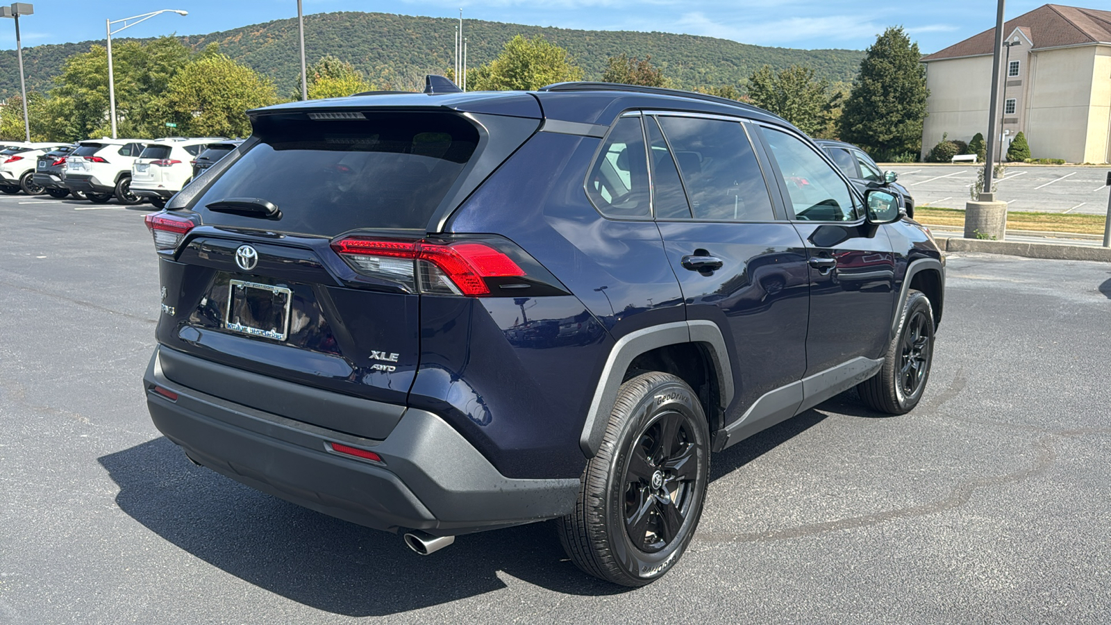 2024 Toyota RAV4 XLE 6