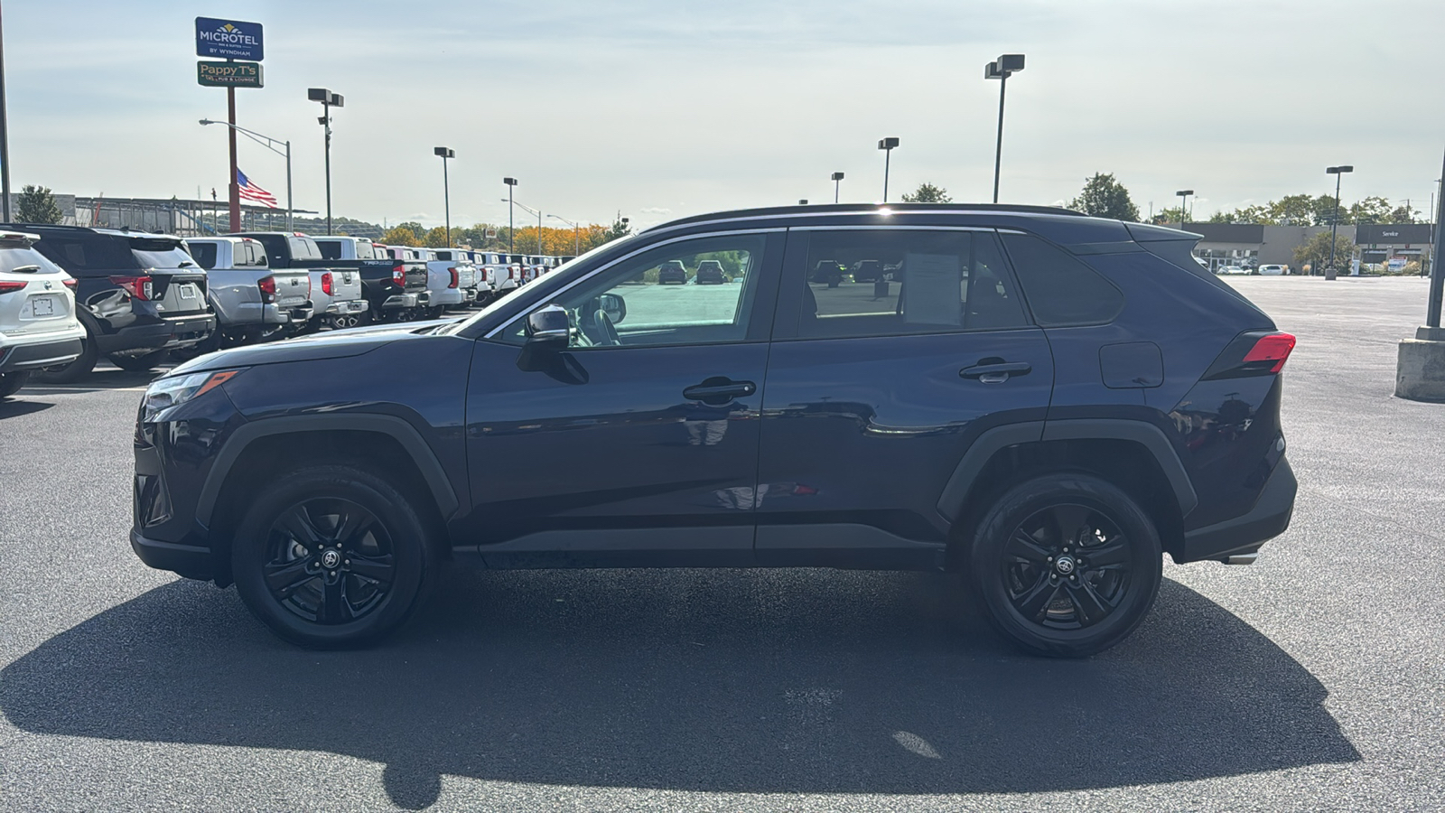 2024 Toyota RAV4 XLE 10