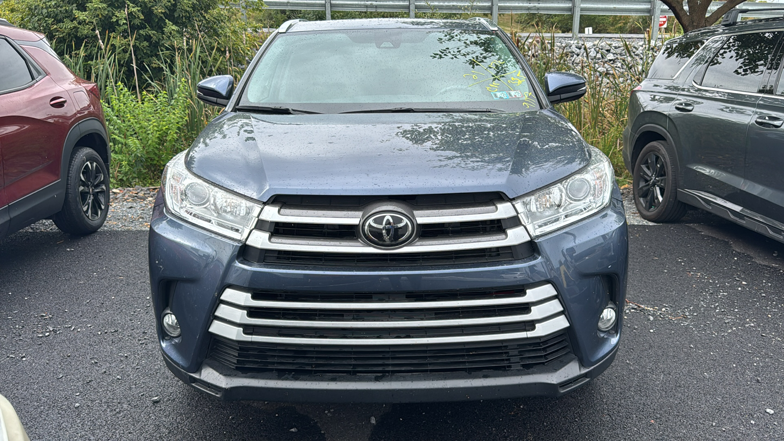 2019 Toyota Highlander XLE 2