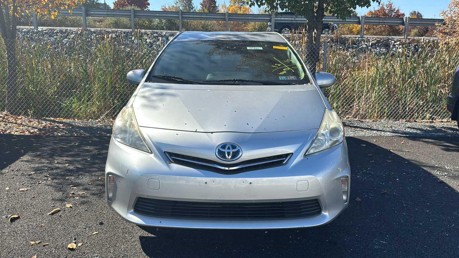 2012 Toyota Prius v Five 2