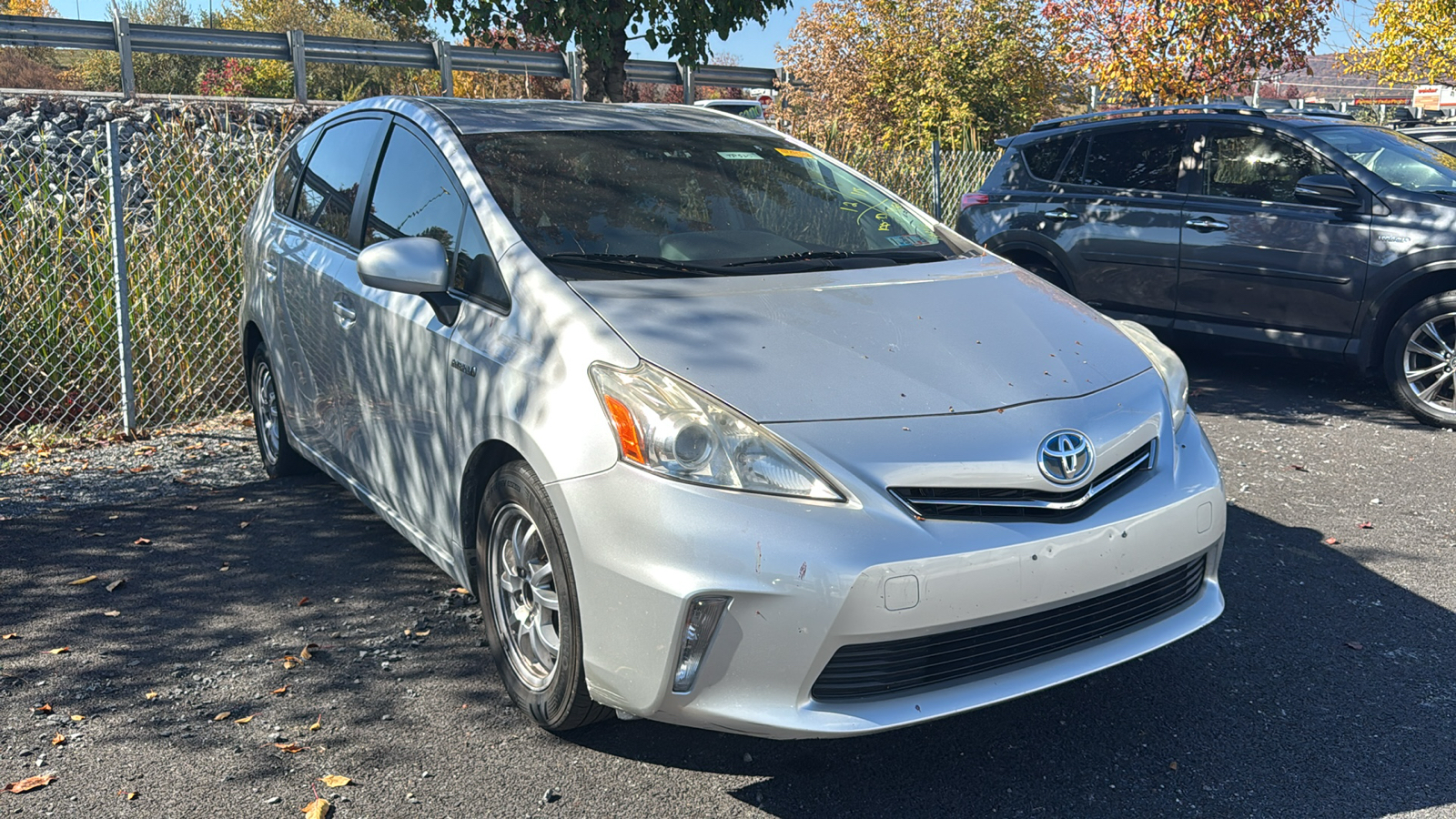 2012 Toyota Prius v Five 3