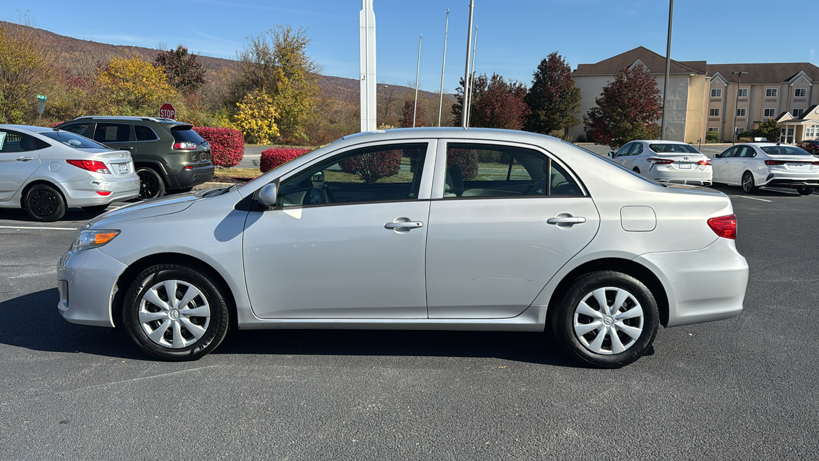 2013 Toyota Corolla L 11