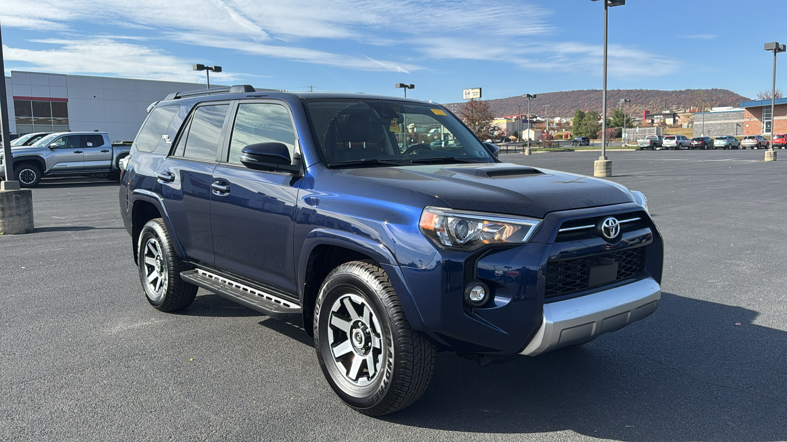 2024 Toyota 4Runner TRD Off-Road Premium 3