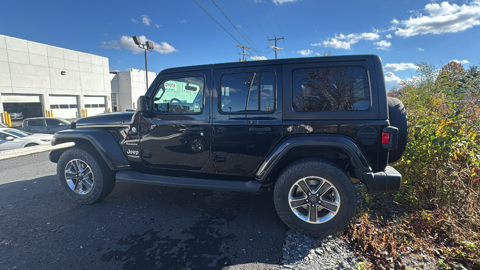 2019 Jeep Wrangler Unlimited Sahara 9