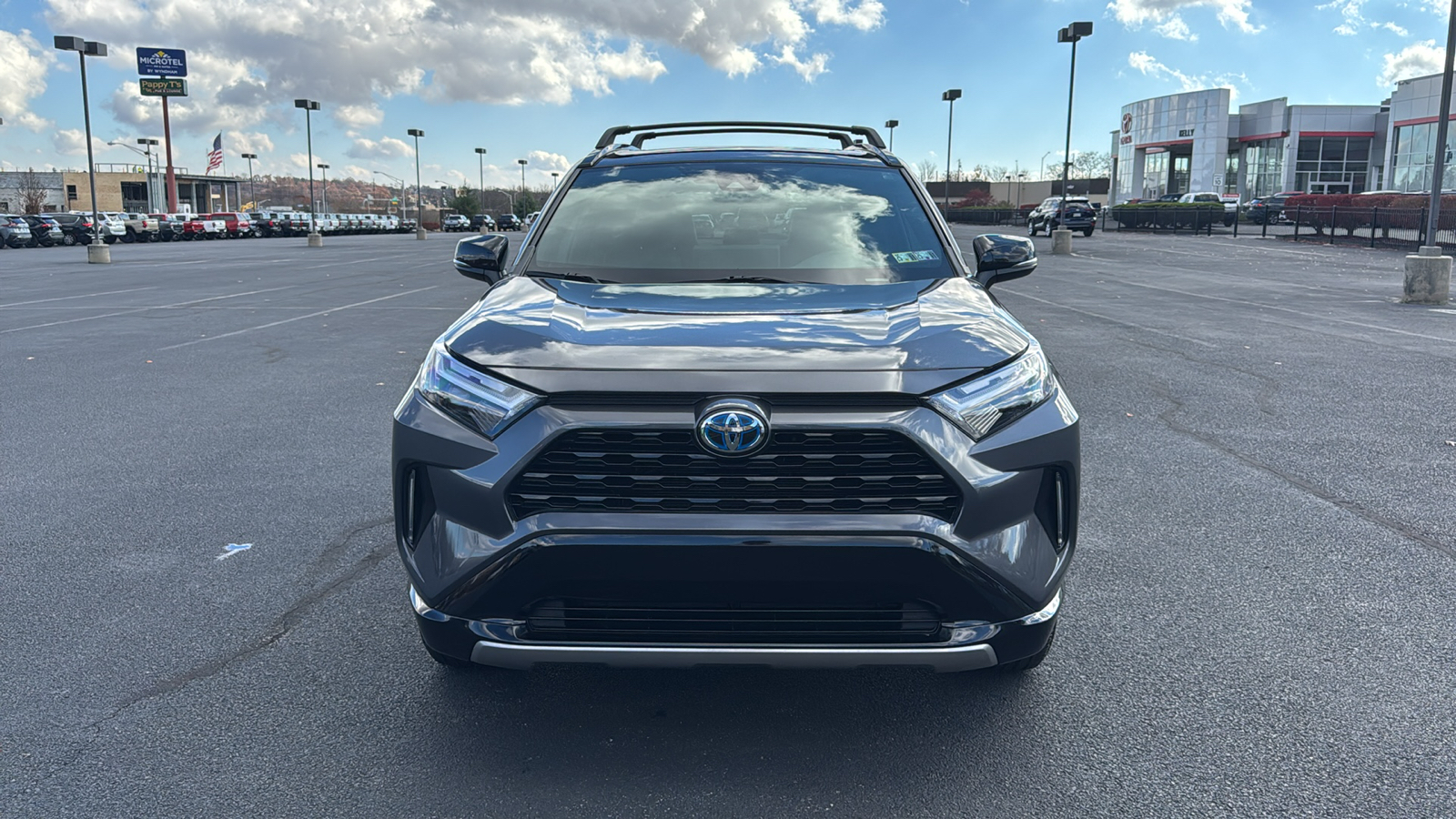 2023 Toyota RAV4 Hybrid XSE 2