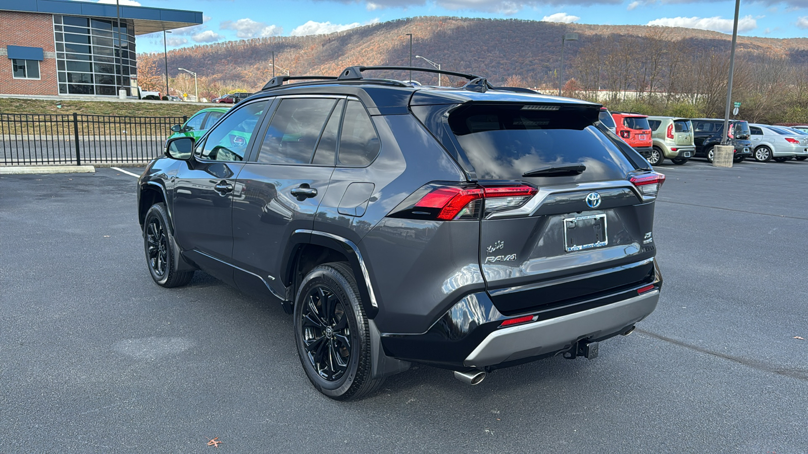 2023 Toyota RAV4 Hybrid XSE 13