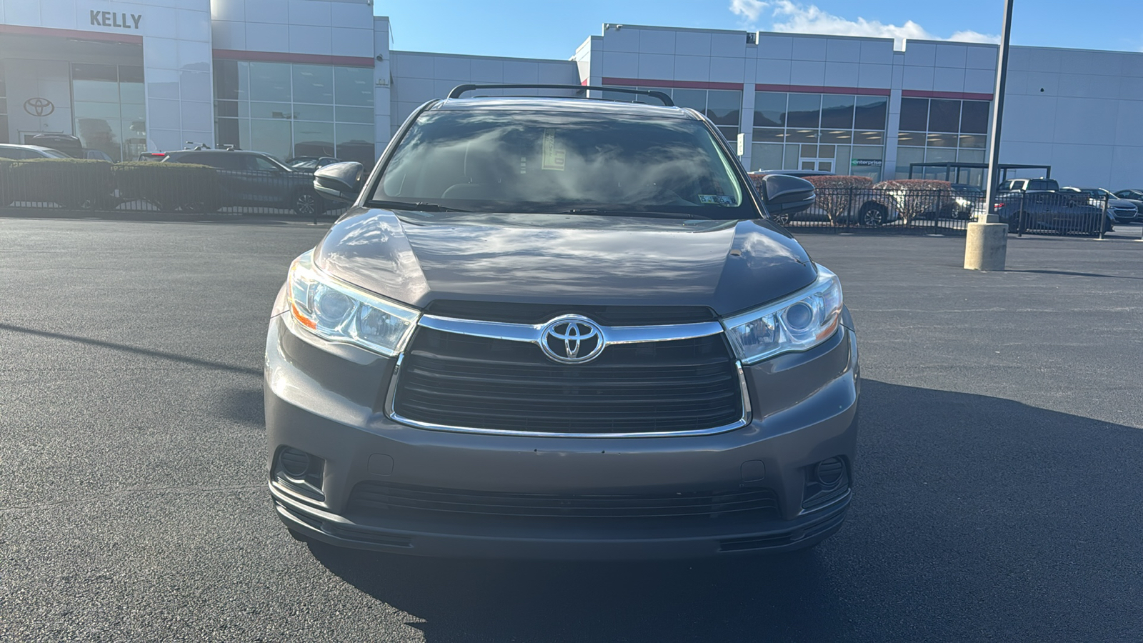 2014 Toyota Highlander LE V6 2