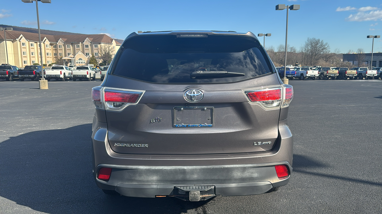 2014 Toyota Highlander LE V6 7