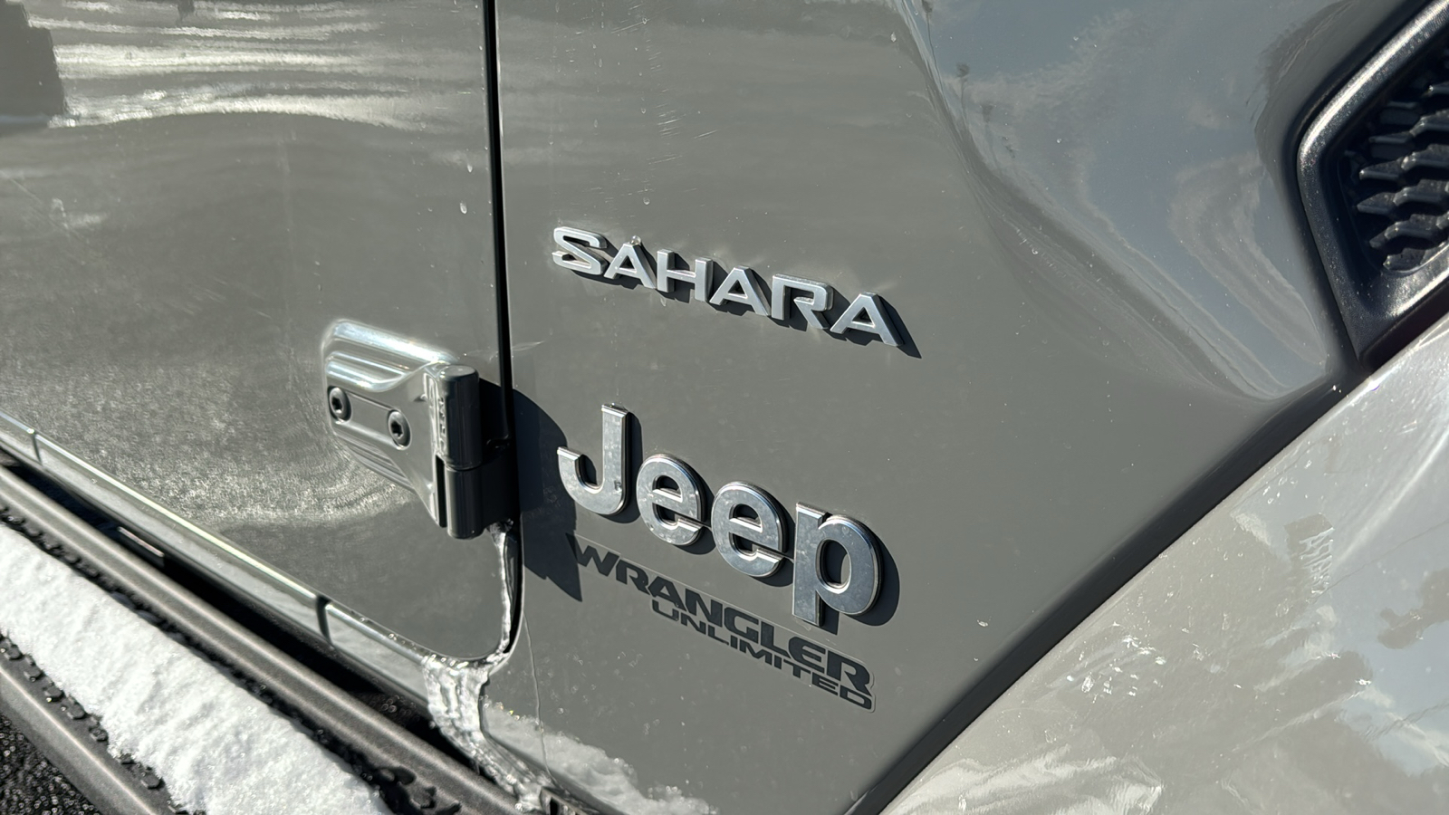 2021 Jeep Wrangler Unlimited Sahara 5