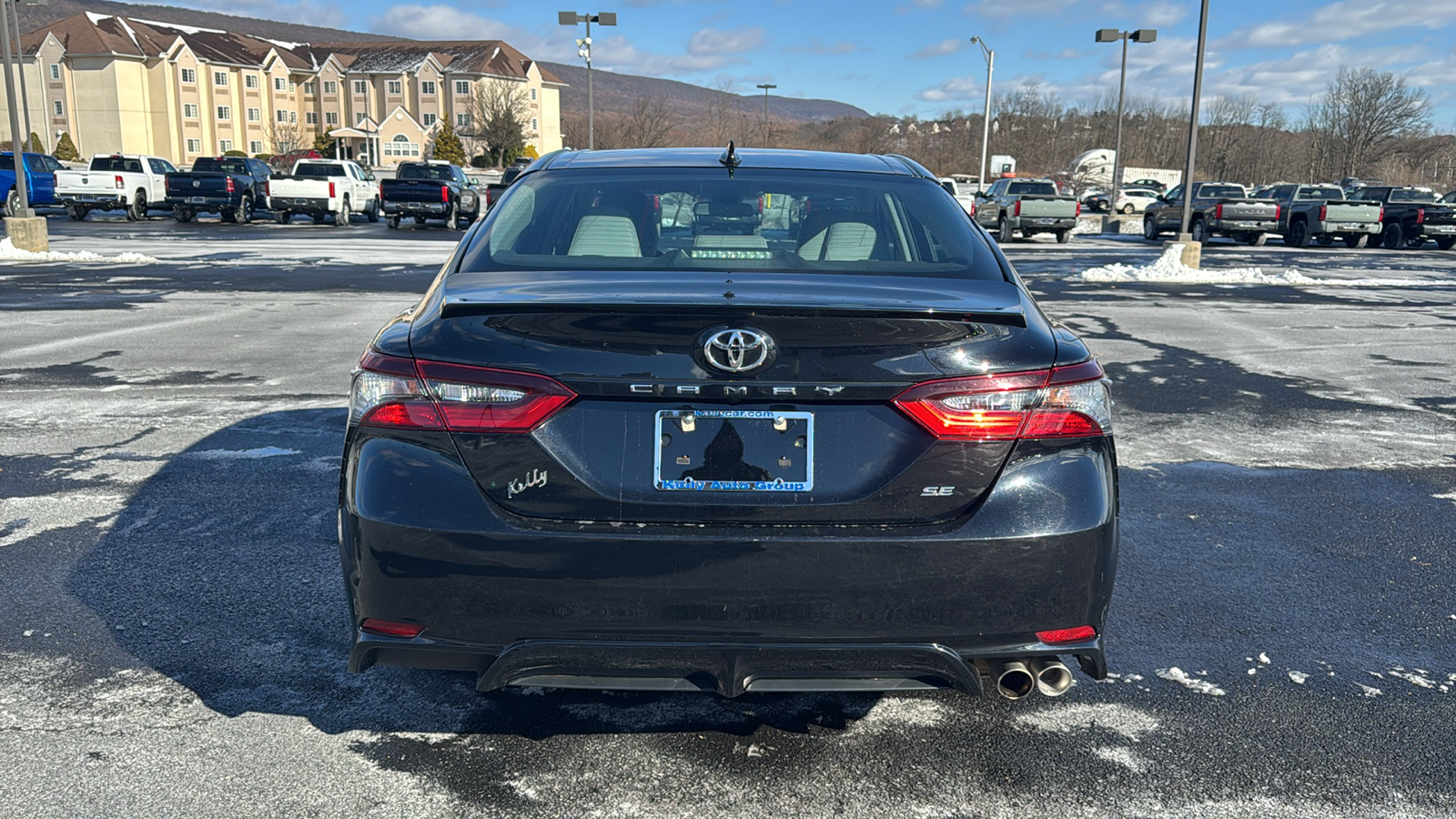 2021 Toyota Camry SE 7