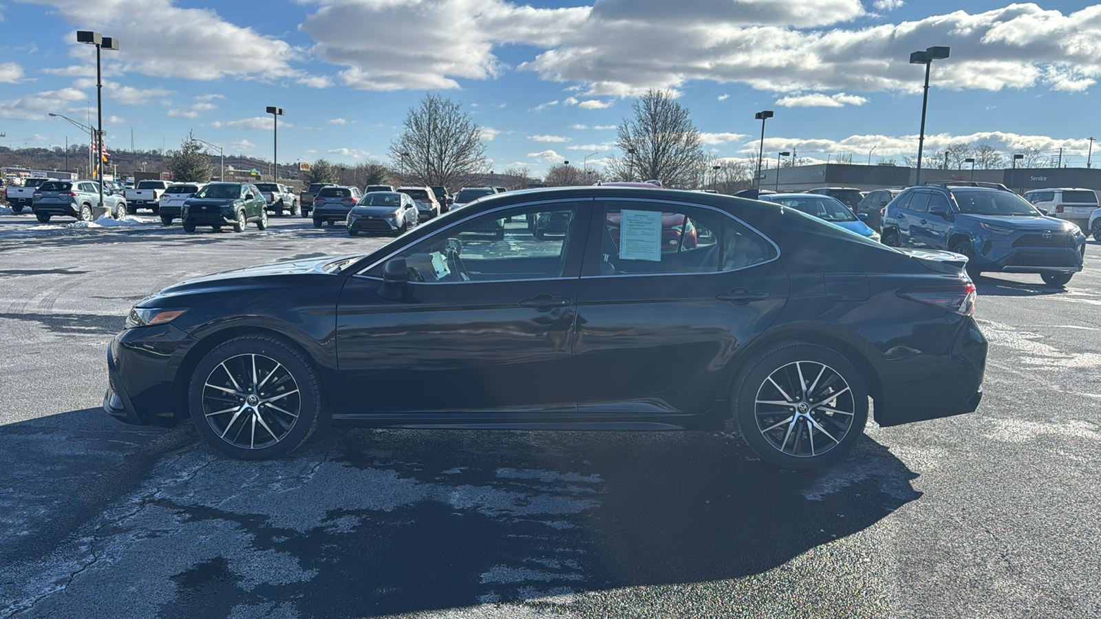 2021 Toyota Camry SE 11