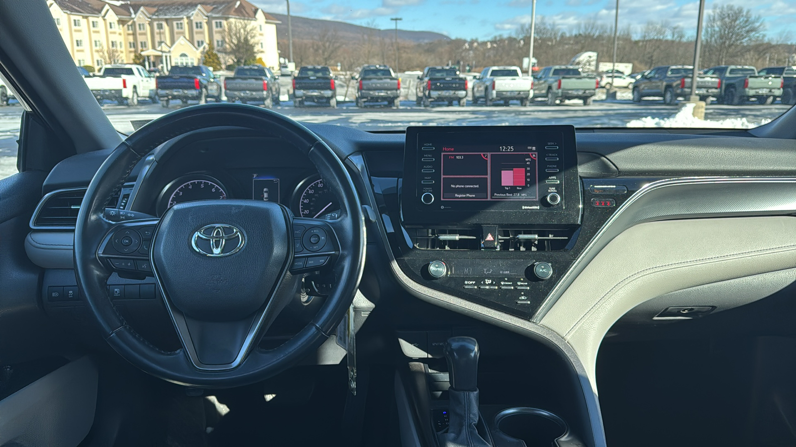 2021 Toyota Camry SE 16