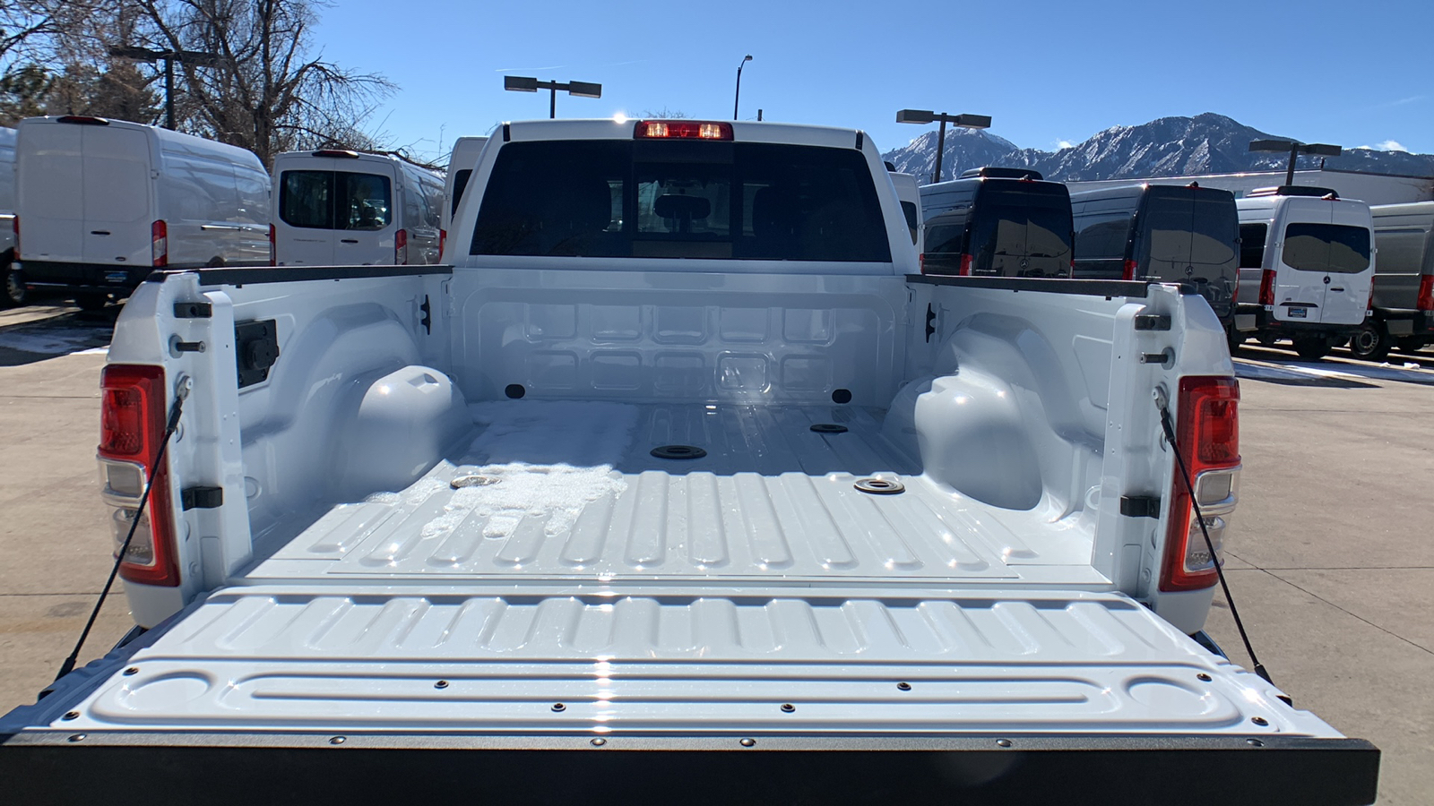 2024 Ram 2500 Tradesman 27