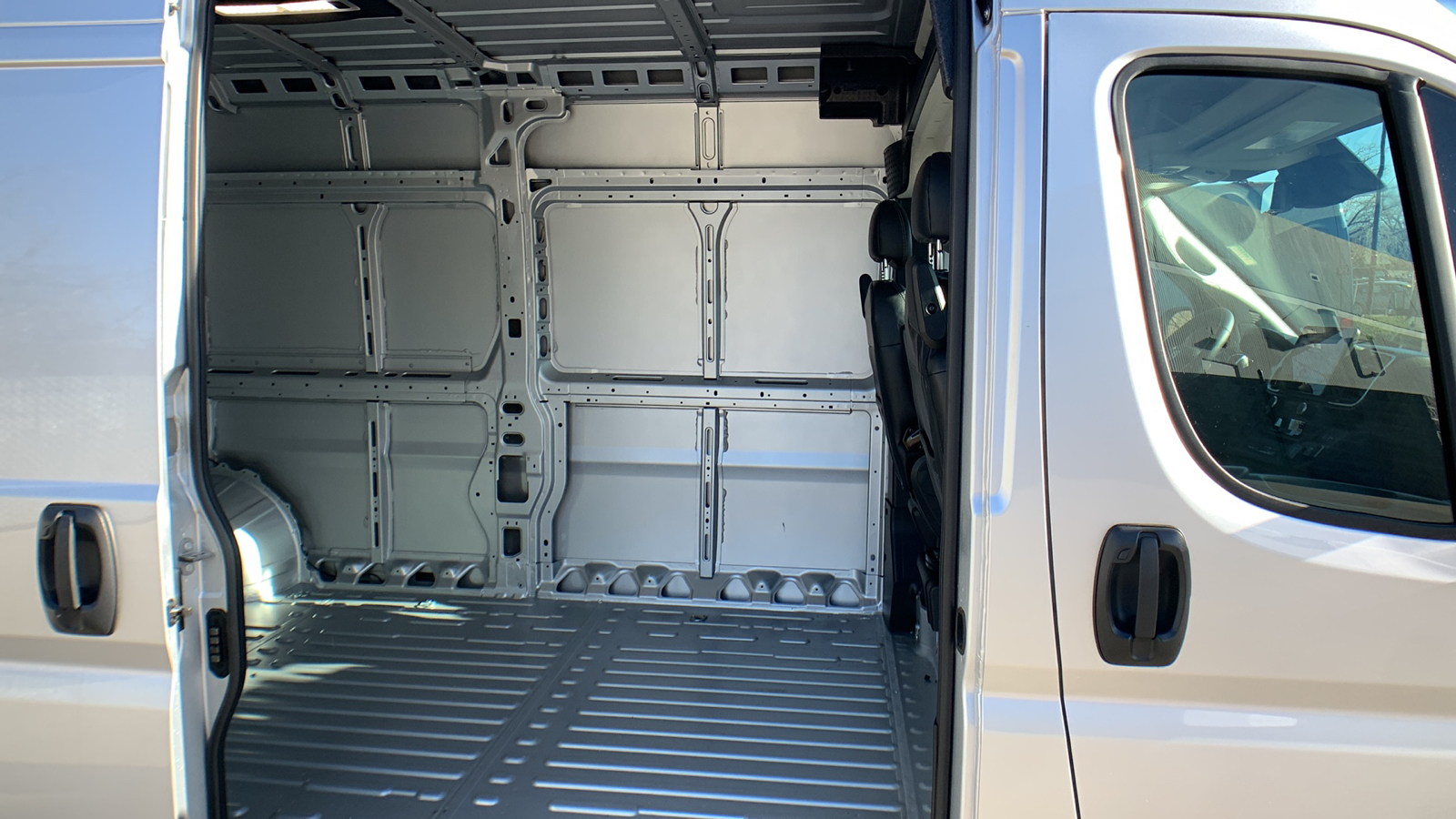 2024 Ram ProMaster Cargo Van SLT+ 25