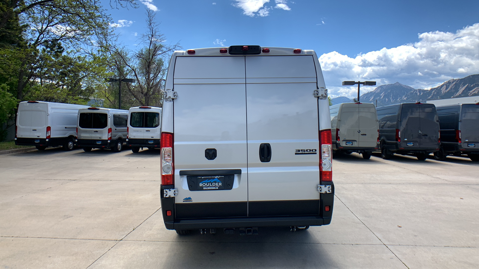 2024 Ram ProMaster Cargo Van SLT+ 4