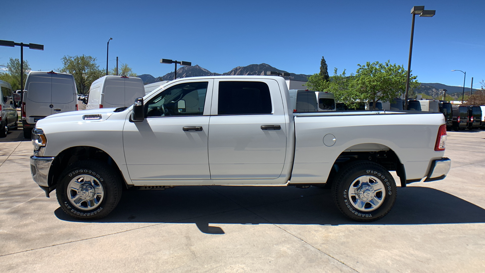 2024 Ram 2500 Tradesman 2