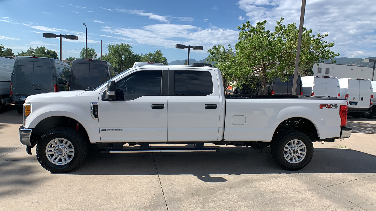 2017 Ford Super Duty F-250 SRW XL 2