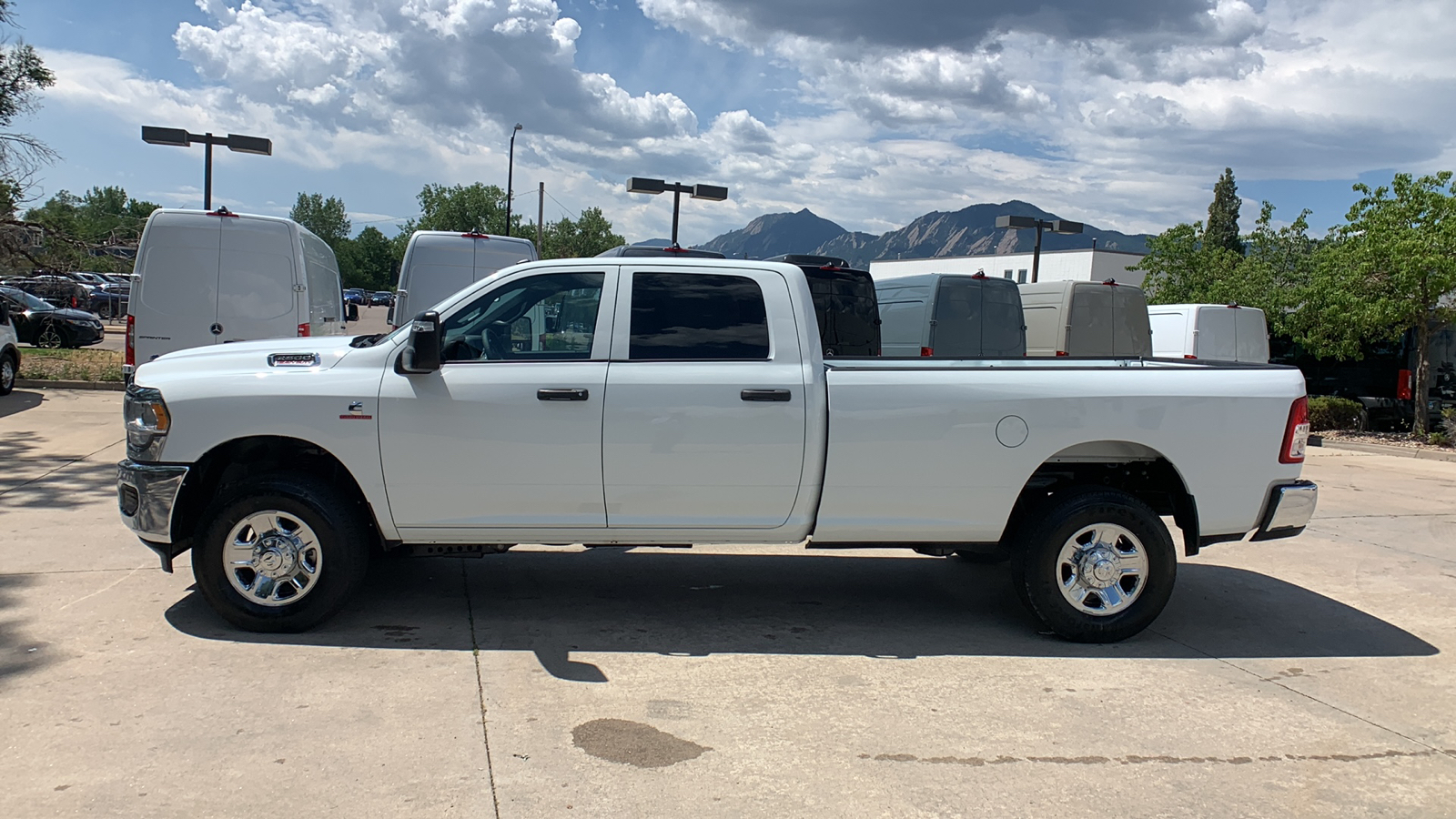 2024 Ram 2500 Tradesman 2