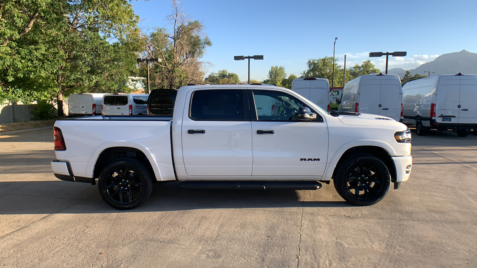 2025 Ram 1500 Laramie 6