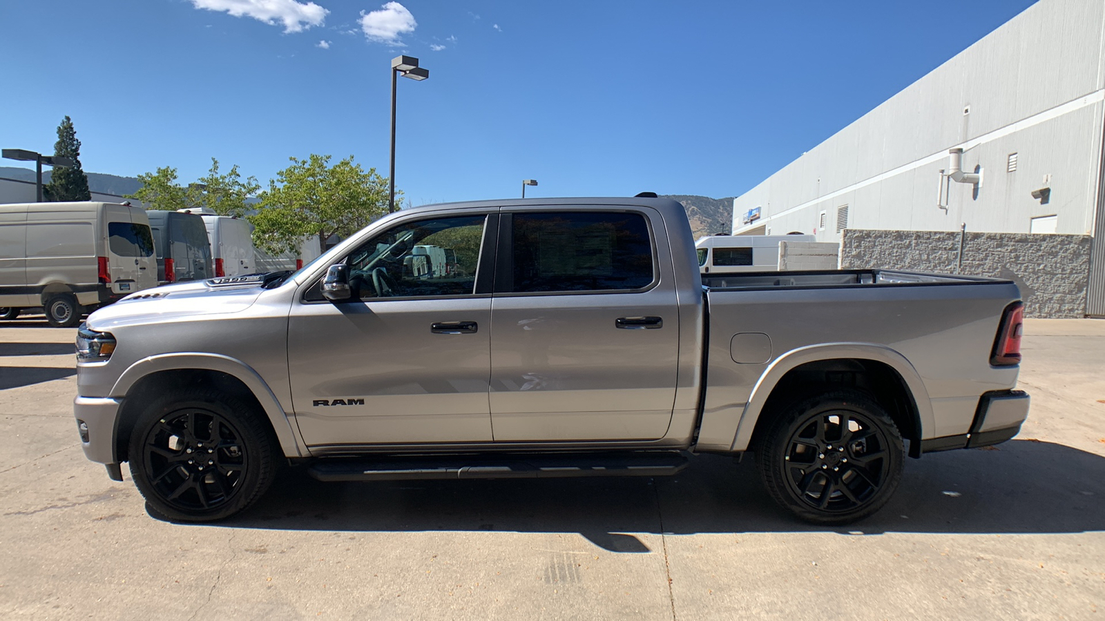 2025 Ram 1500 Laramie 2