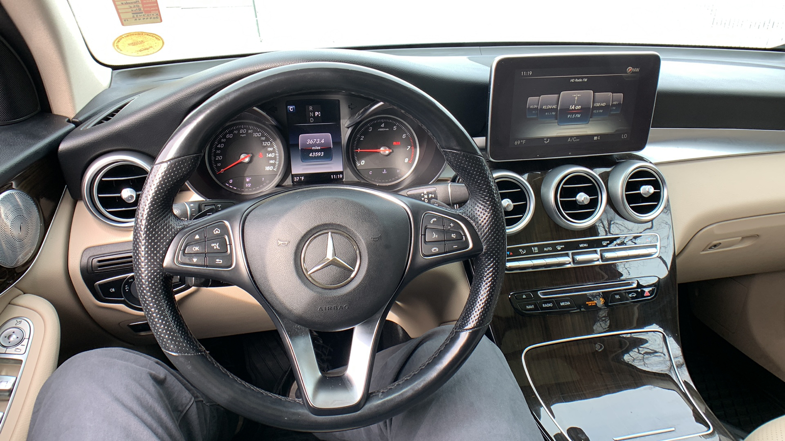 2019 Mercedes-Benz GLC GLC 300 11