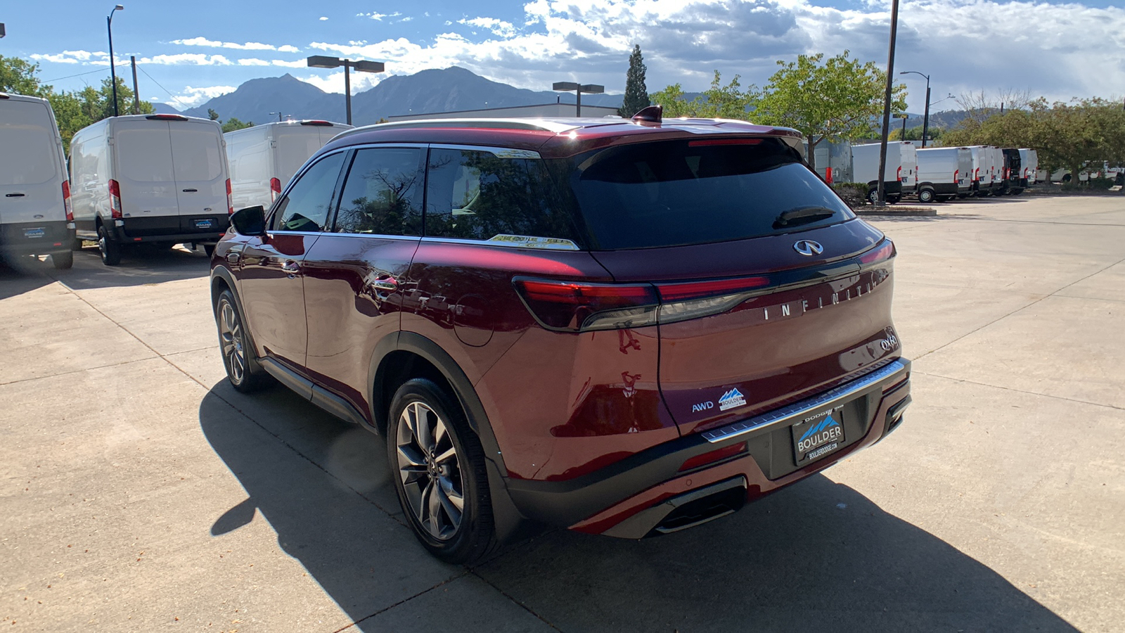 2024 INFINITI QX60 LUXE 30