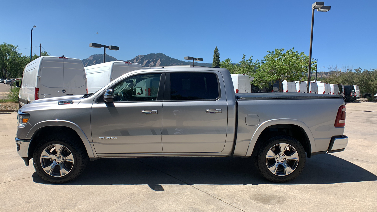 2022 Ram 1500 Laramie 2