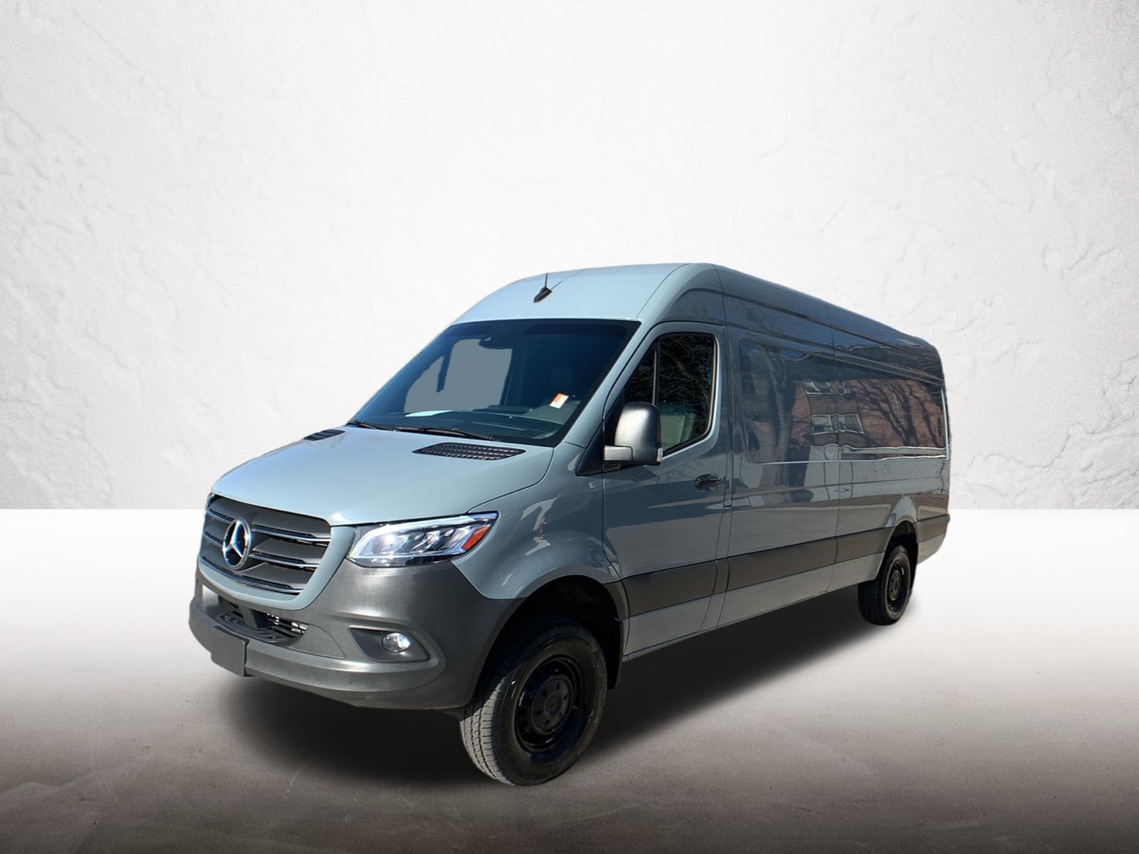2022 Mercedes-Benz Sprinter Cargo Van  1