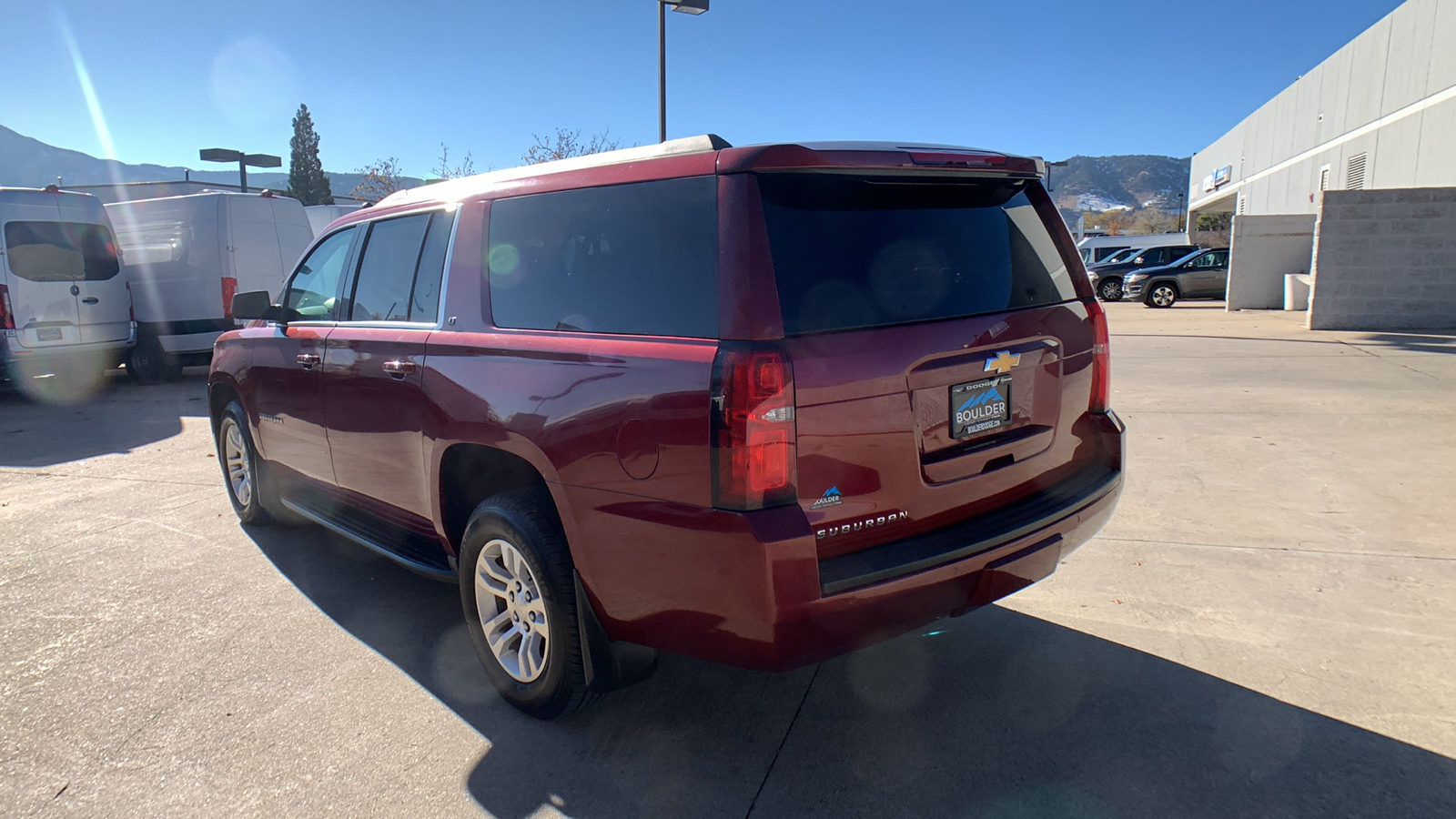 2017 Chevrolet Suburban LT 3