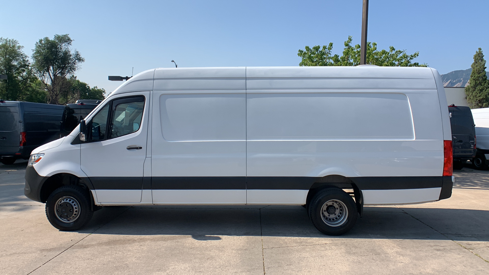 2019 Mercedes-Benz Sprinter Cargo Van  2